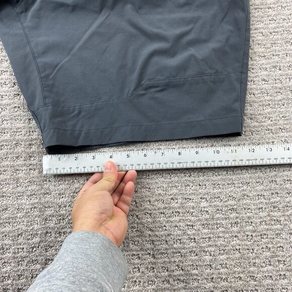 The North Face Chino Shorts Men 40 Gray Outdoor Short Pants Hiking Camping - Picture 13 of 13